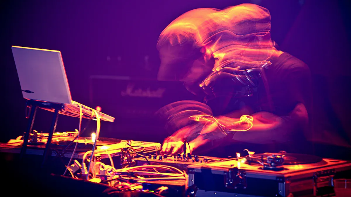 How to Navigate the World of EDM Labels